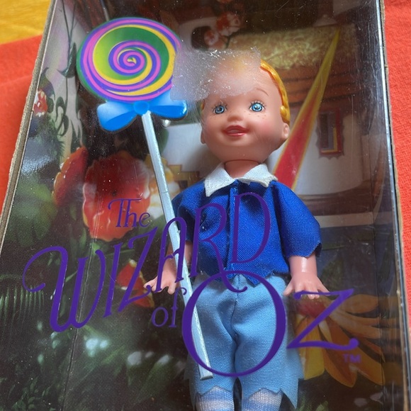 Kelly’s friend Tommy as munchkin - Picture 2 of 3